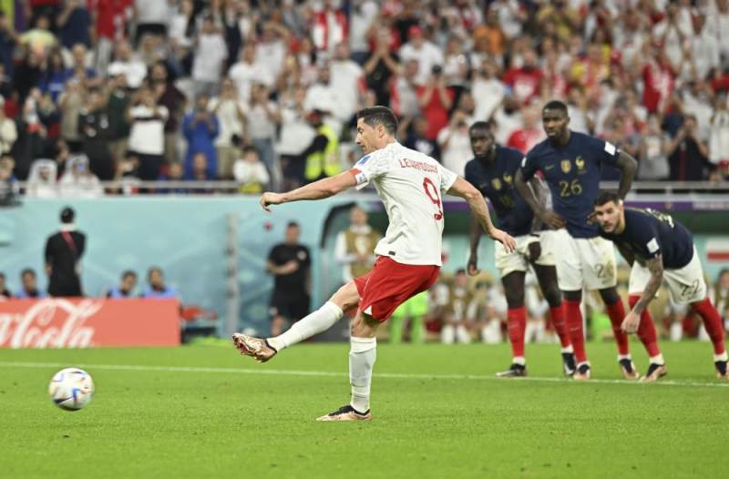 包含莱万多夫斯基在G2比赛中回归赛场,逆转引发热议!的词条 包含莱万多夫斯基在G2比赛中回归赛场,逆转引发热议!的词条